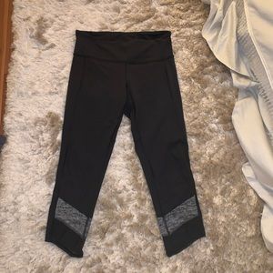 Lululemon 3/4 Crop Pant Size 6